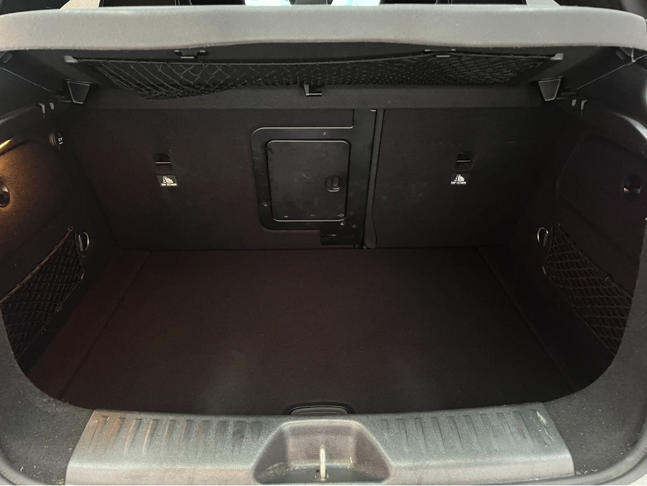 2016 Mercedes-Benz A Class - image 8