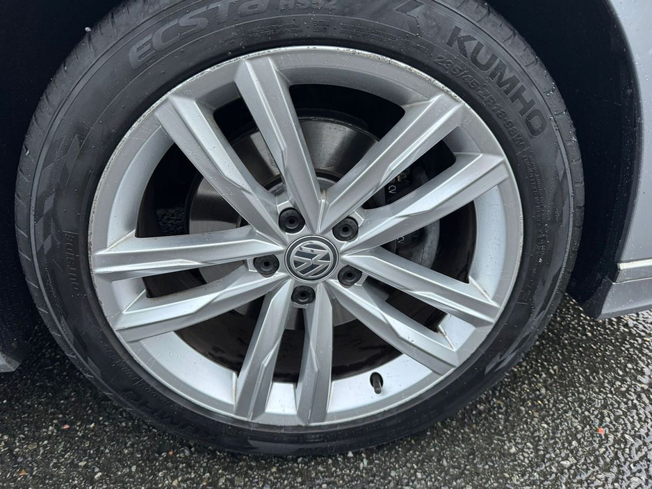 2018 Volkswagen Passat - image 23