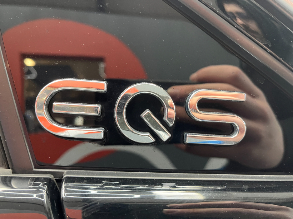 2024 Mercedes-Benz EQS - image 9