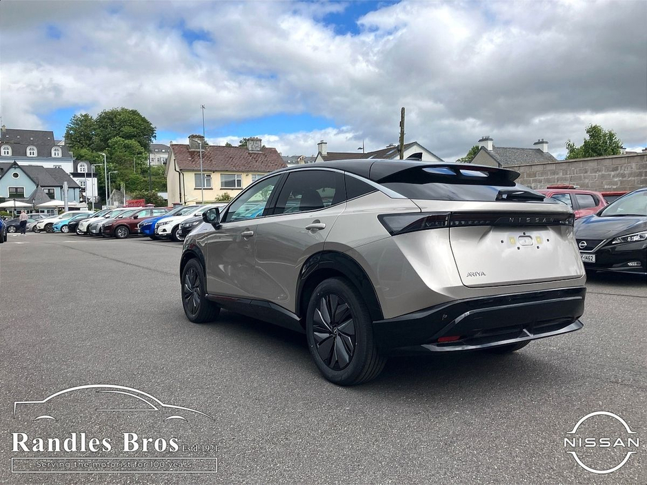 2025 Nissan Ariya - image 26