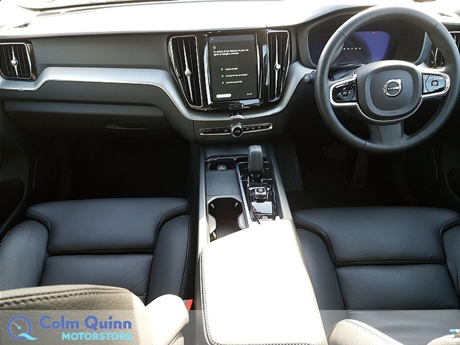 2023 Volvo XC60 - image 9