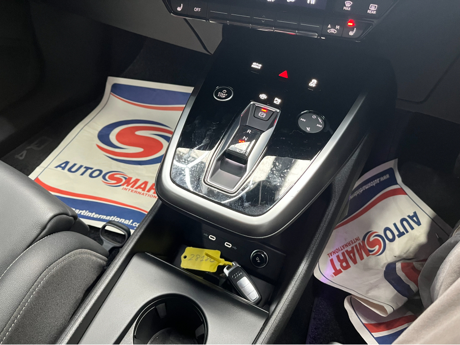 2022 Audi Q4 e-tron - image 19