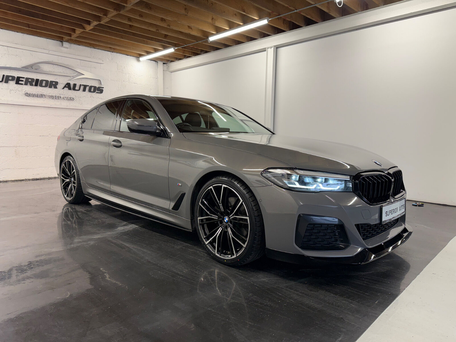 2021 BMW 5 Series - image 8