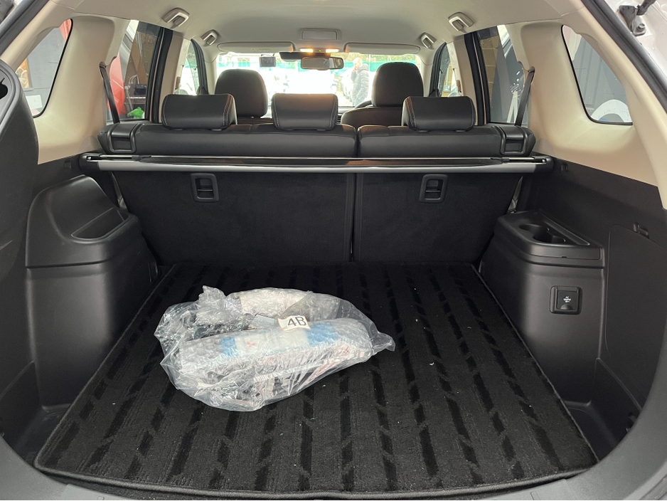 2019 Mitsubishi Outlander €21950! 2019 MITSUBISHI OUTLANDER PHEV G PLUS PACKAGE 2.4 AUTOMATIC / CRUISE CONTROL / 360° PARKING CAMERA / ELECTRIC MEMORY & HEATED SEATS / HEATED STEERING WHEEL / PADDLE SHIFTERS AND MORE €21,950