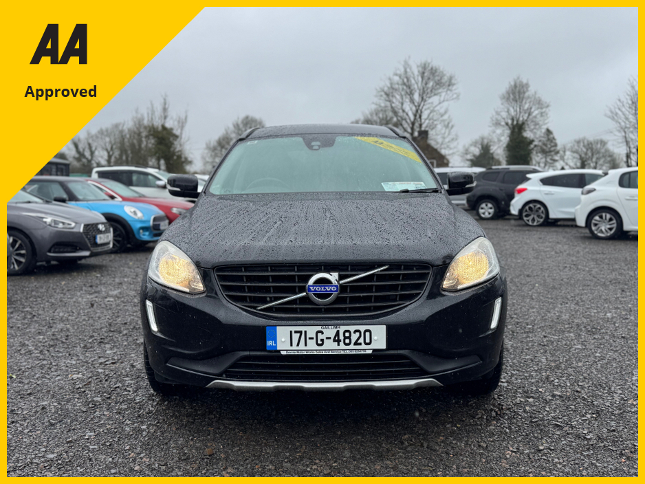 2017 Volvo XC60 - image 7