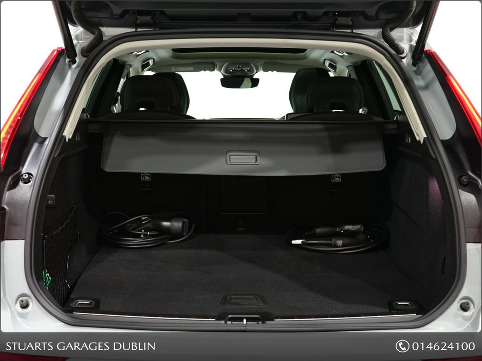 2025 Volvo XC60 T6 XC60 PLUS DARK: 20” UPGRADE DIAMOND CUT ALLOYS, VAPOUR METALLIC WITH CHARCOAL LEATHER, PANORAMIC ROOF, KEYLESS ENTRY, HEATED SEATS €61,945