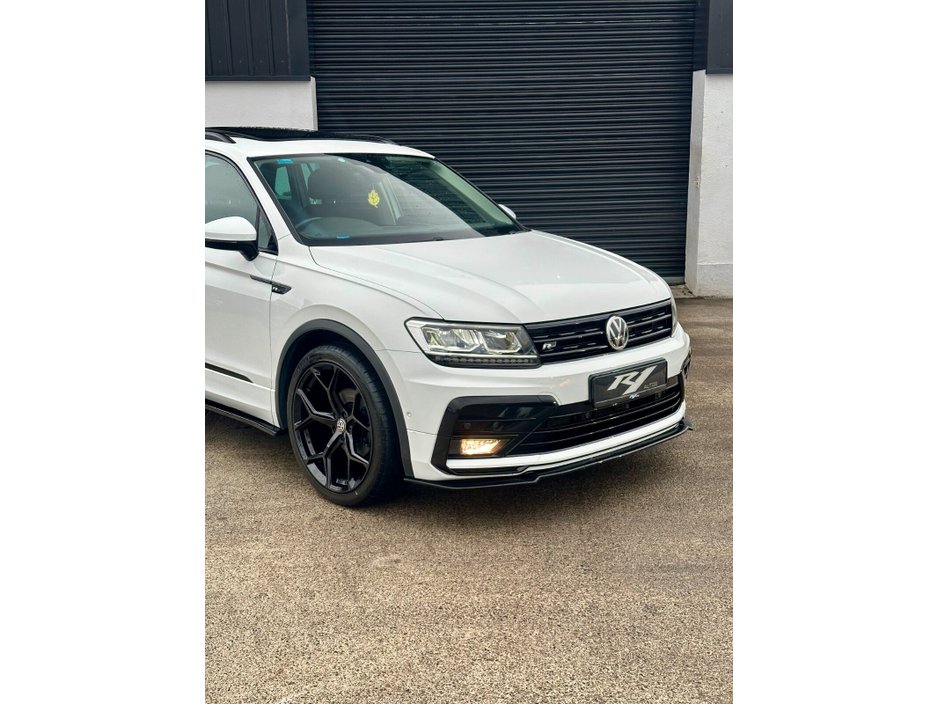 2020 Volkswagen Tiguan - image 8