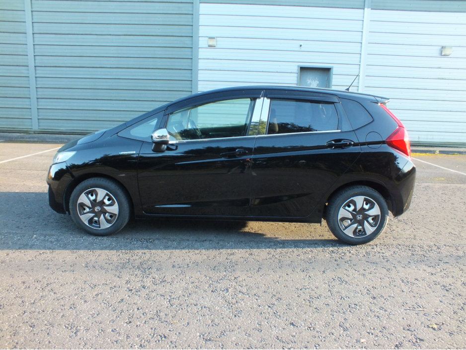 2016 Honda Fit 1.5 HyBrid €10,950