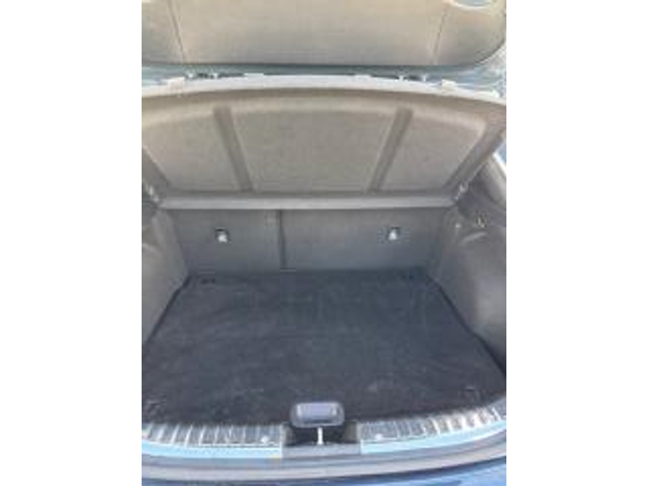 2020 Kia XCeed - image 10