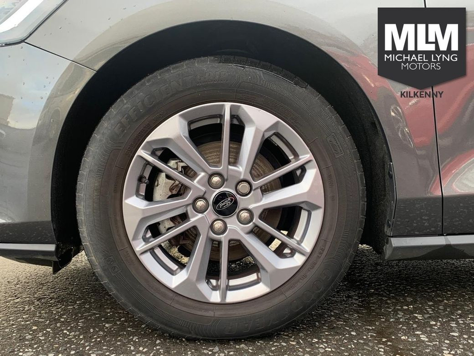 2024 Ford Focus Titanium 5D 1.0T 155 Mhev DC7 €28,495