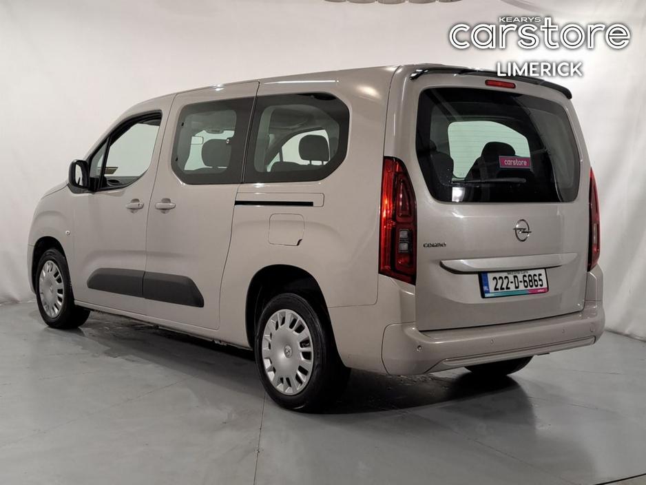 2022 Opel Combo - image 5