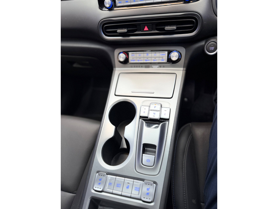 2023 Hyundai Kona - image 21