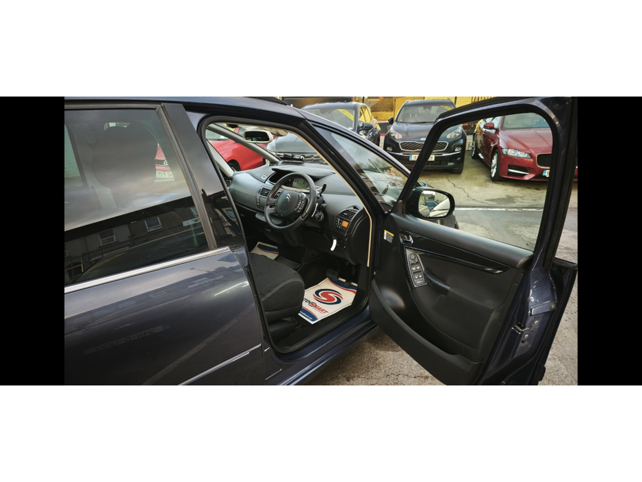 2013 Citroen Grand C4 Picasso - image 7