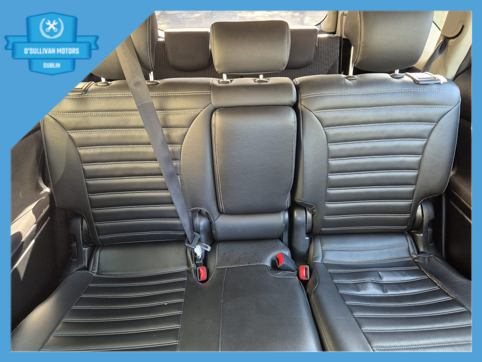 2016 Toyota Prius - image 19