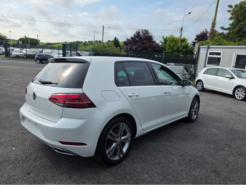 2020 Volkswagen Golf 1.4 FULL LEATHER SEATS ELECTRIC MEMORY SEATS  NAVI VIRTUAL CLOCKS ANDROID AUTO CARPLAY BLIND SPOT REAR TRAFFIC ASSIST ROAD SIGN RECOGNIZING  LANE ASSIST LOW TAX BAND €22,950