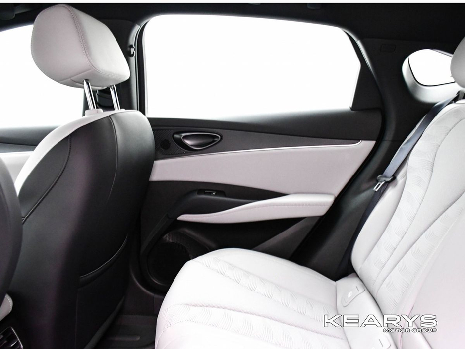 2026 BYD Seal 6 - image 13