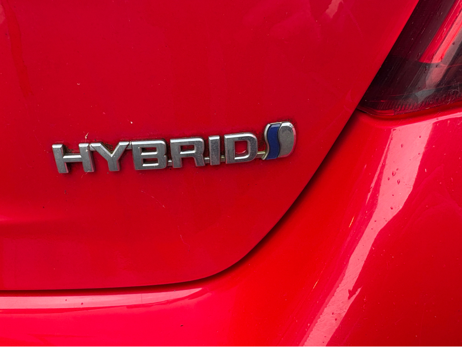 2015 Toyota Yaris HYBRID EXCEL CVT €12,995