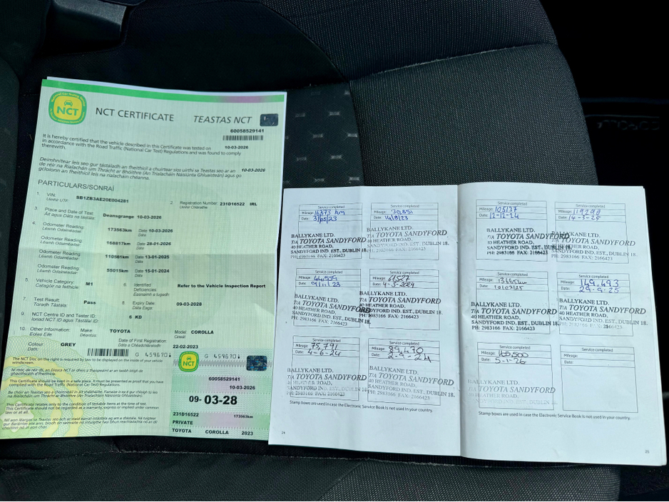 2023 Toyota Corolla - image 24