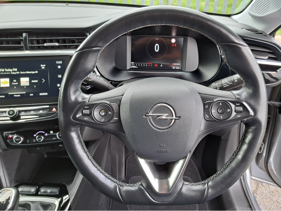 2021 Opel Corsa - image 19