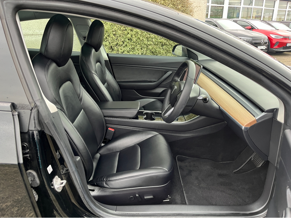 2019 Tesla Model S M3 DUAL MOTOR LR EV //FULL LEATHER HEATED SEATS//PANORAMIC GLASS ROOF//SURROUND PARKING CAMERS// €19,950