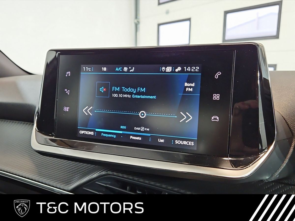 2023 Peugeot 2008 Allure 1.2 Petrol Diamond Cut Alloys, Climate Control, Cruise Control, Air Conditioning, Apply Carplay and Android Auto €23,995