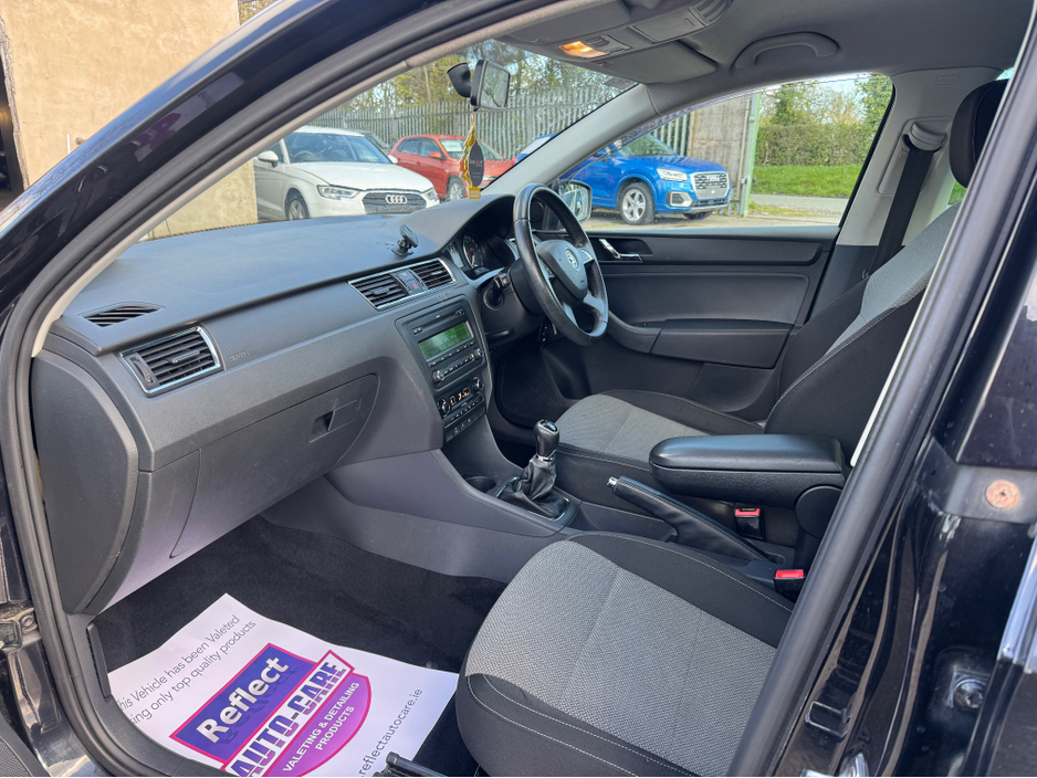 2013 Skoda Rapid - image 7