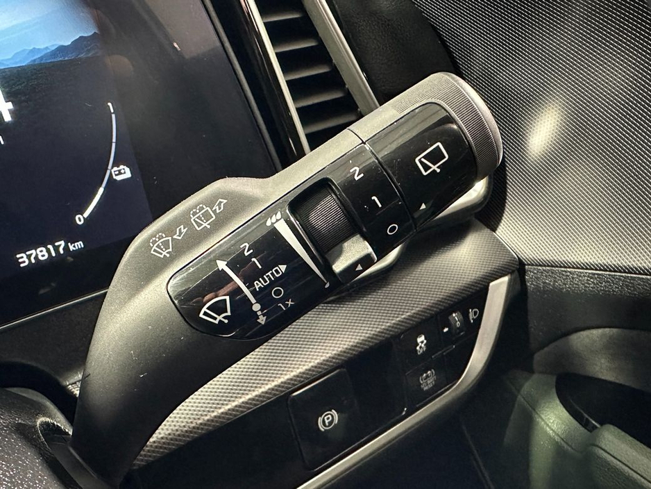 2024 Kia Sportage - image 18