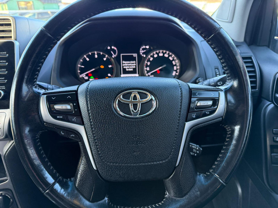 2021 Toyota Landcruiser LAND CRU SWB COMMERCIAL 2DR, VAT INVOICE , Fully Serviced , New 12 MTH DOE , Reverse Camera , 2.8 Dsl Manual , € 143 p/w & €17,950 Trade in / Deposit , Cruise Control , Dual Climate Control , €38,980