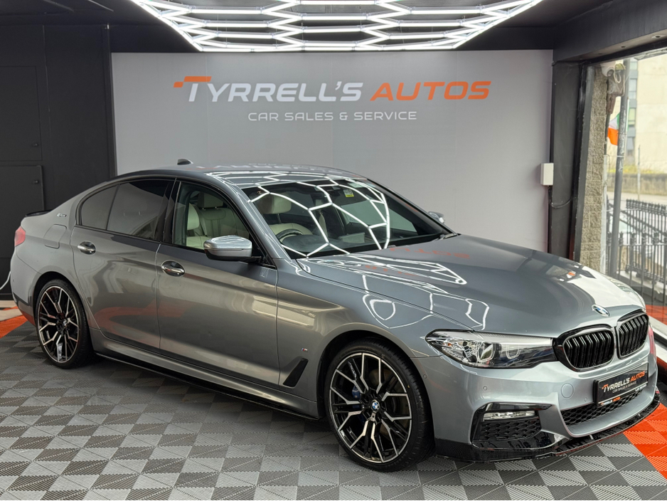 2017 BMW 5 Series - image 2