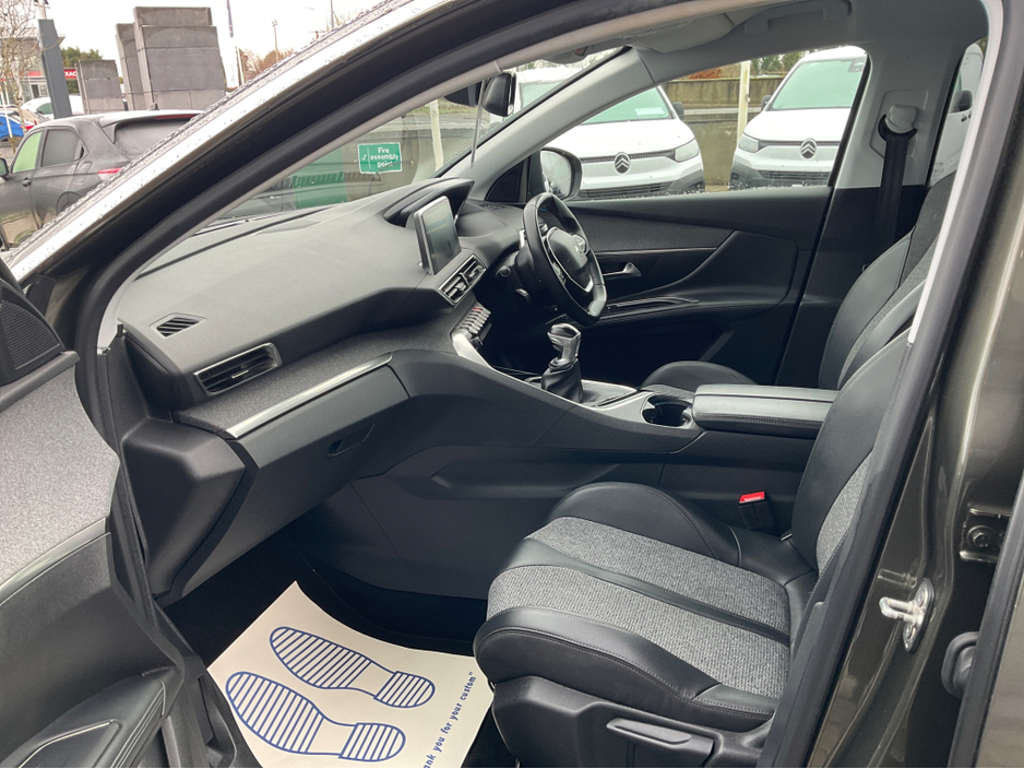 2020 Peugeot 5008 ALLURE 1.2 130 6.3 4DR €23,950