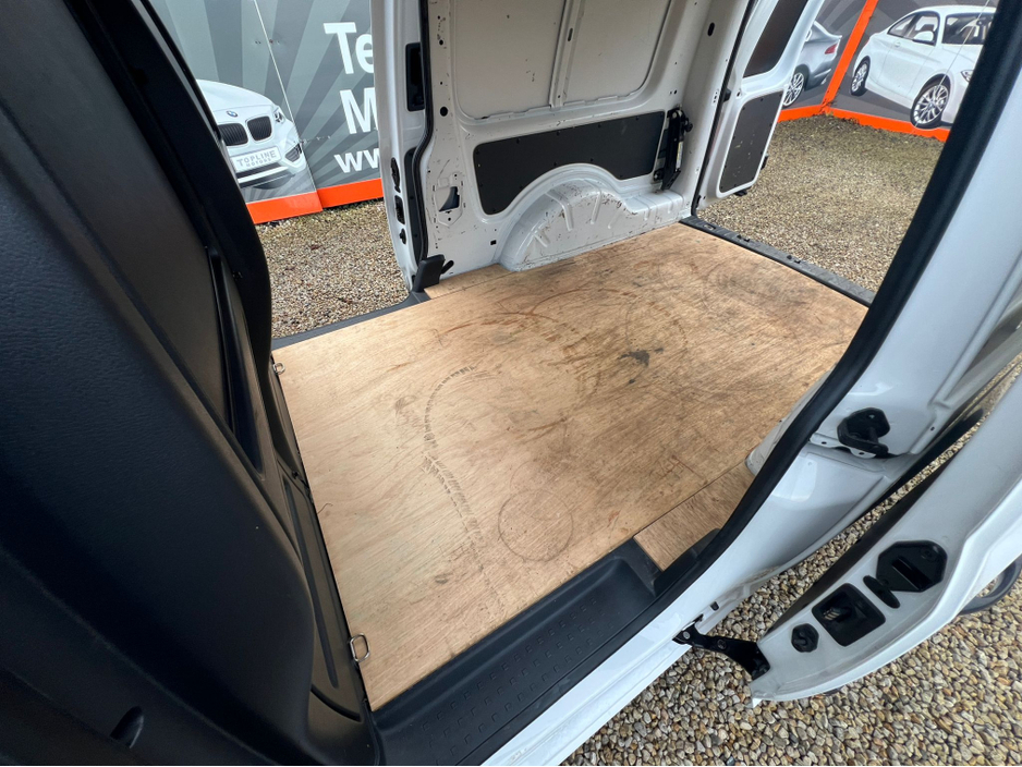 2018 Volkswagen Caddy ==MAXI LWB//NEW DOE//TWIN SIDE LOADING DOORS// €8,950