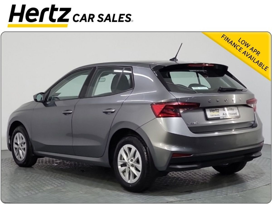 2024 Skoda Fabia - image 2