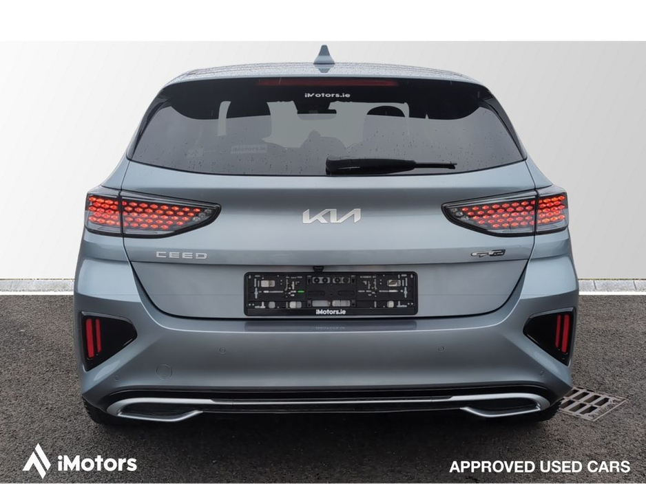 2023 Kia Ceed - image 7