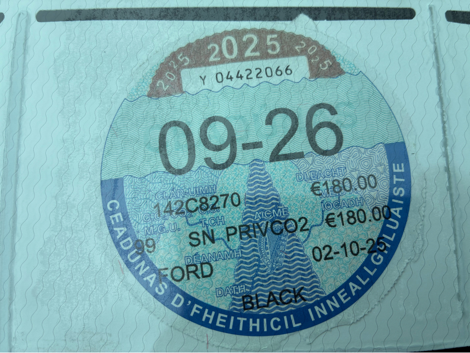 2014 Ford Fiesta - image 6