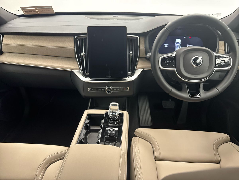 2026 Volvo XC90 - image 19