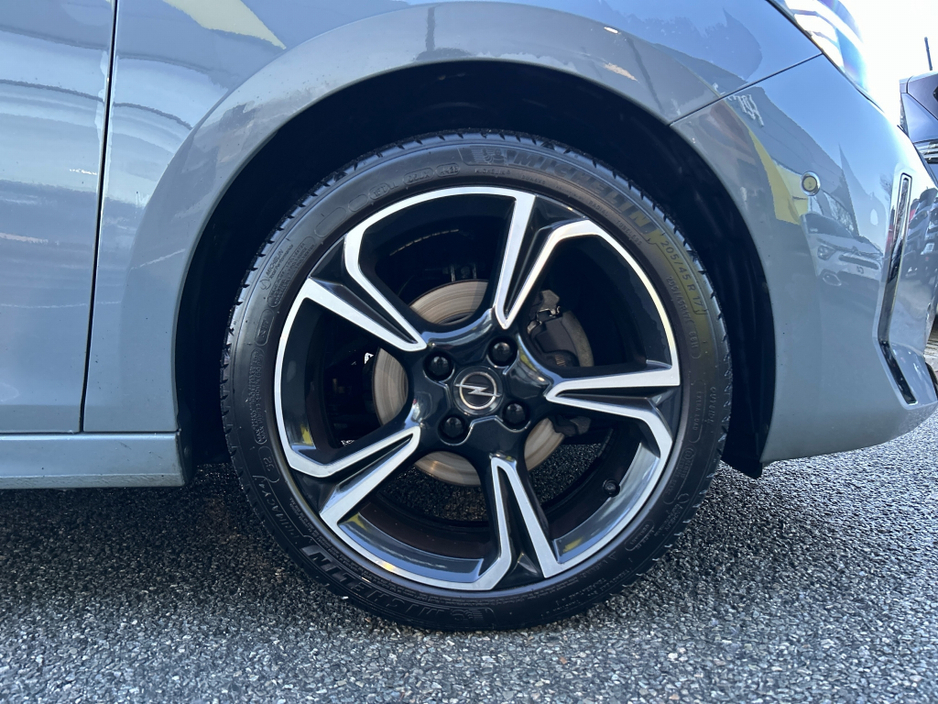 2024 Opel Corsa GS 1.2 75PS 5SPEED 4DR