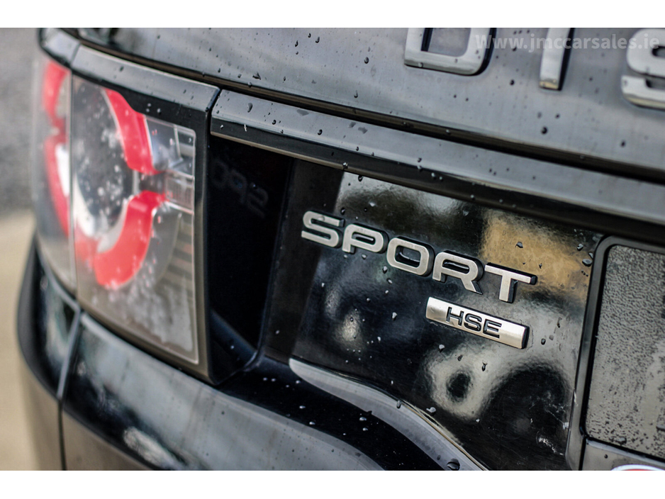 2019 Land Rover Discovery Sport - image 11