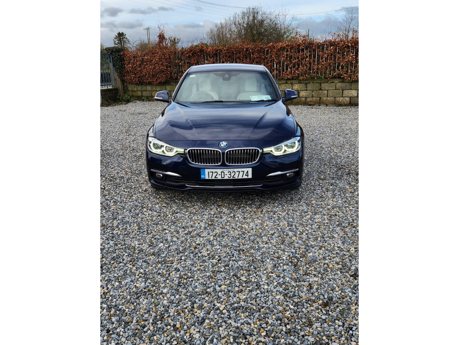 2017 BMW 3 Series 330e SE €17,950