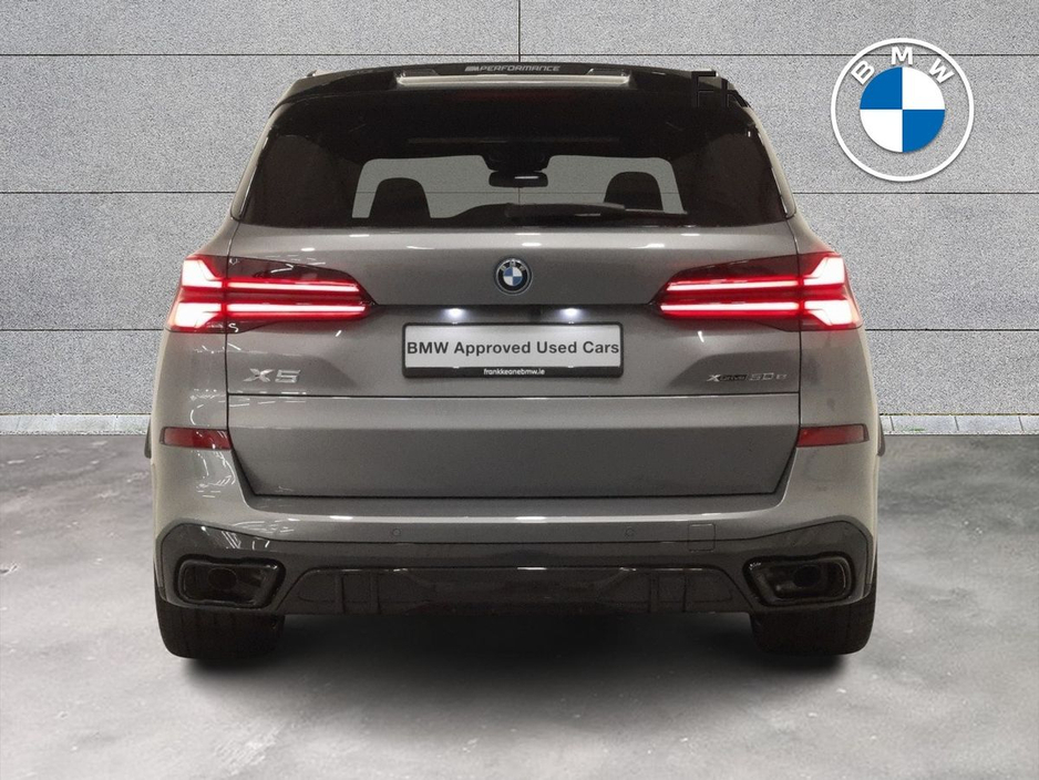 2026 BMW X5 xDrive50e M Sport €122,950