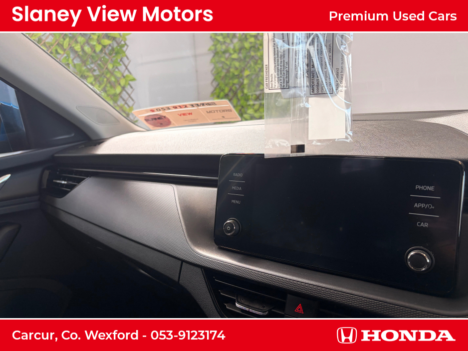 2022 Skoda Scala - image 8