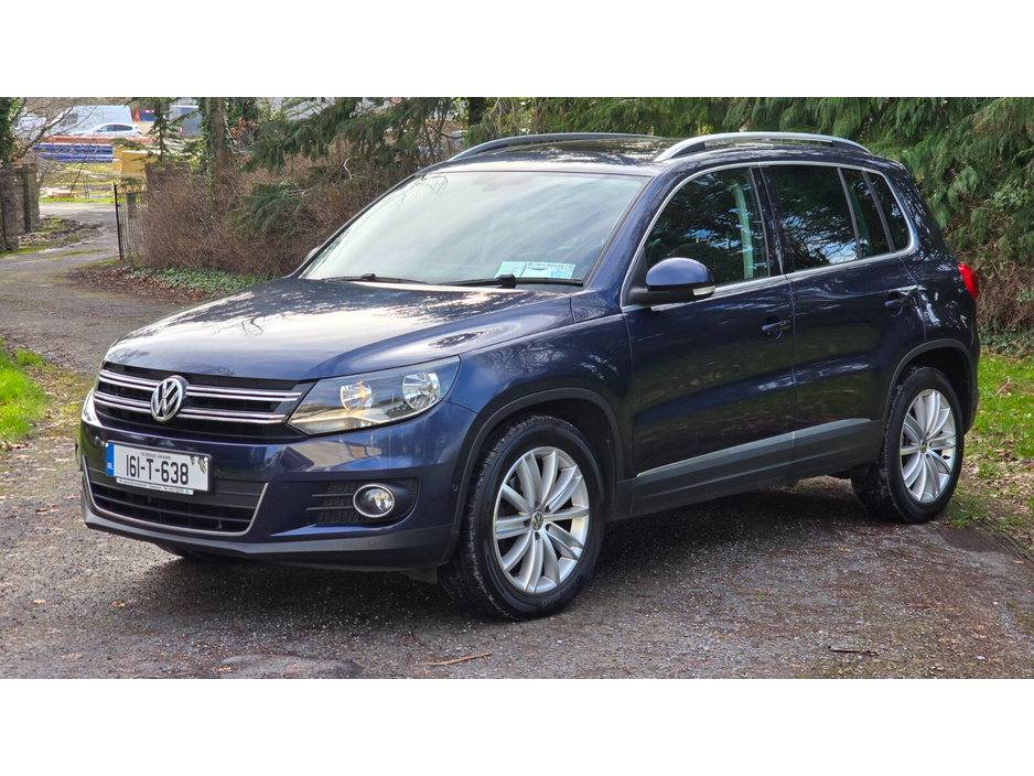 2016 Volkswagen Tiguan - image 9