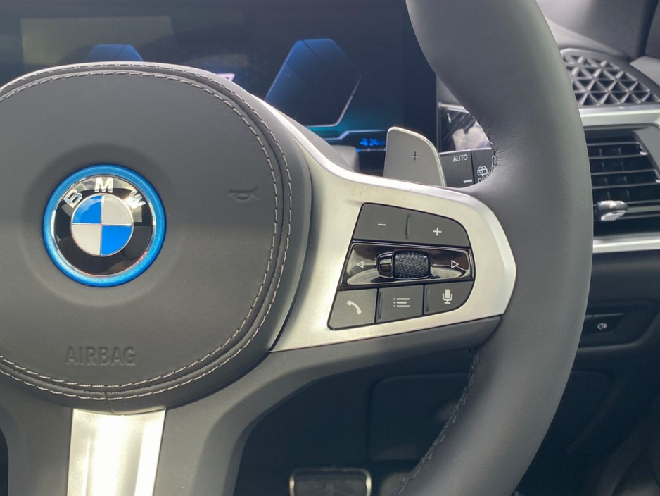 2025 BMW X5 xDrive50e M Sport €104,950