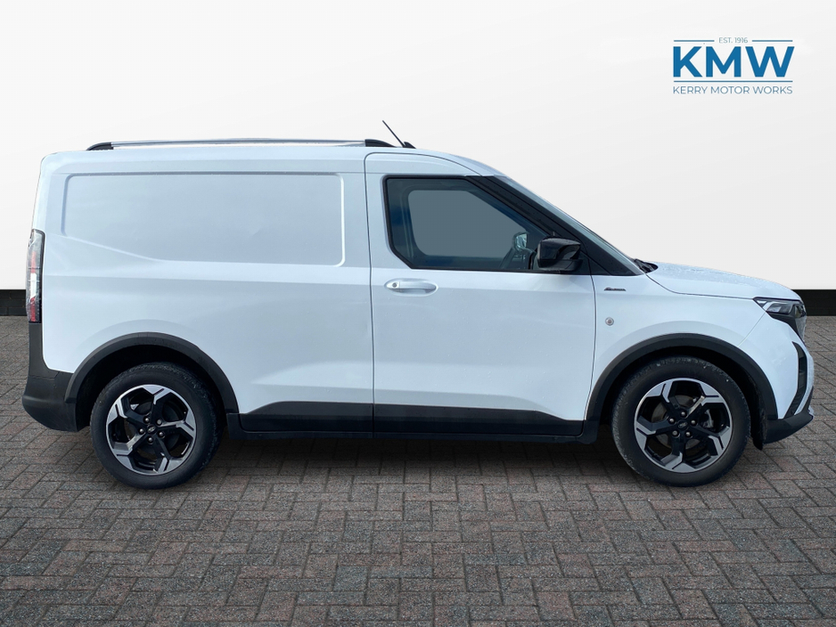 2025 Ford Courier Active 1.5 100BHP... Huge spec