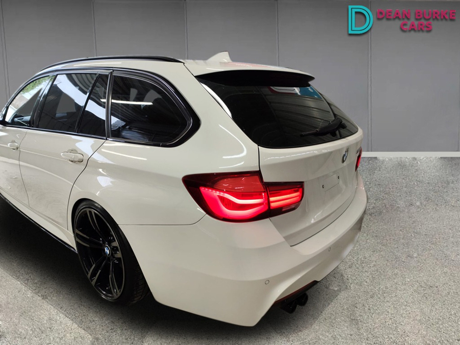 2018 BMW 3 Series - image 8