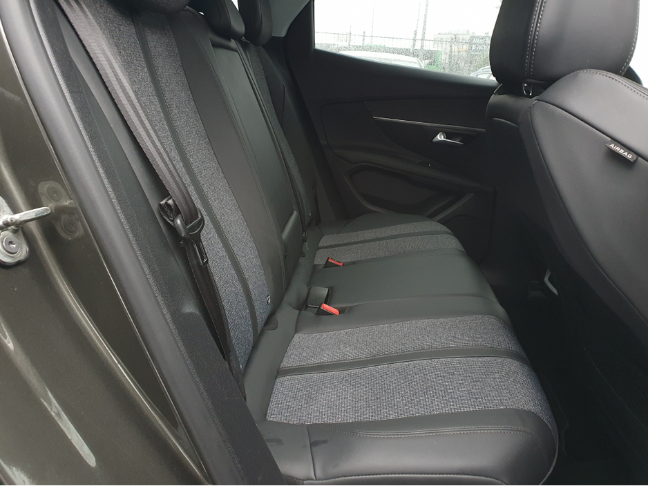 2020 Peugeot 3008 ALLURE 1.5 BLUE HDI 130BHP MANUAL NCT 02/28 FINANCE AVAILABLE @ €81 PER WEEK 2 KEYS/ HALF LEATHER SEATS/ TOUCH SCREEN MEDIA/ ANDROID AUTO/ APPLE CAR PLAY/ PARKING SENSORS/ HISTORY CHECKED €17,900