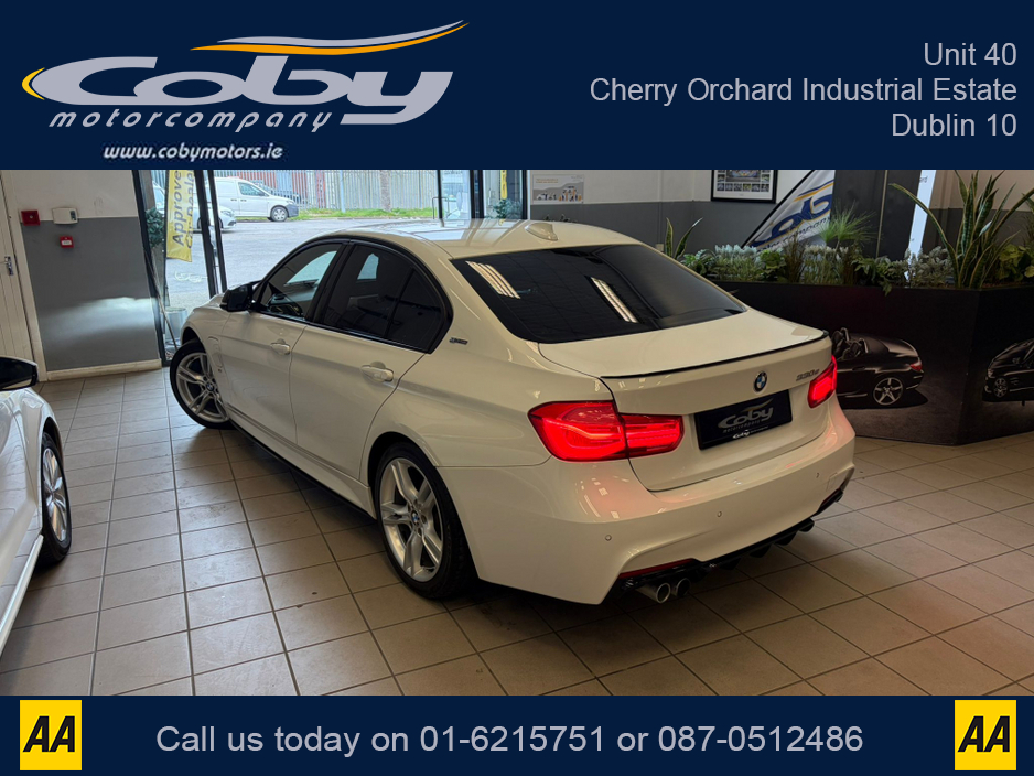 2017 BMW 3 Series - image 13