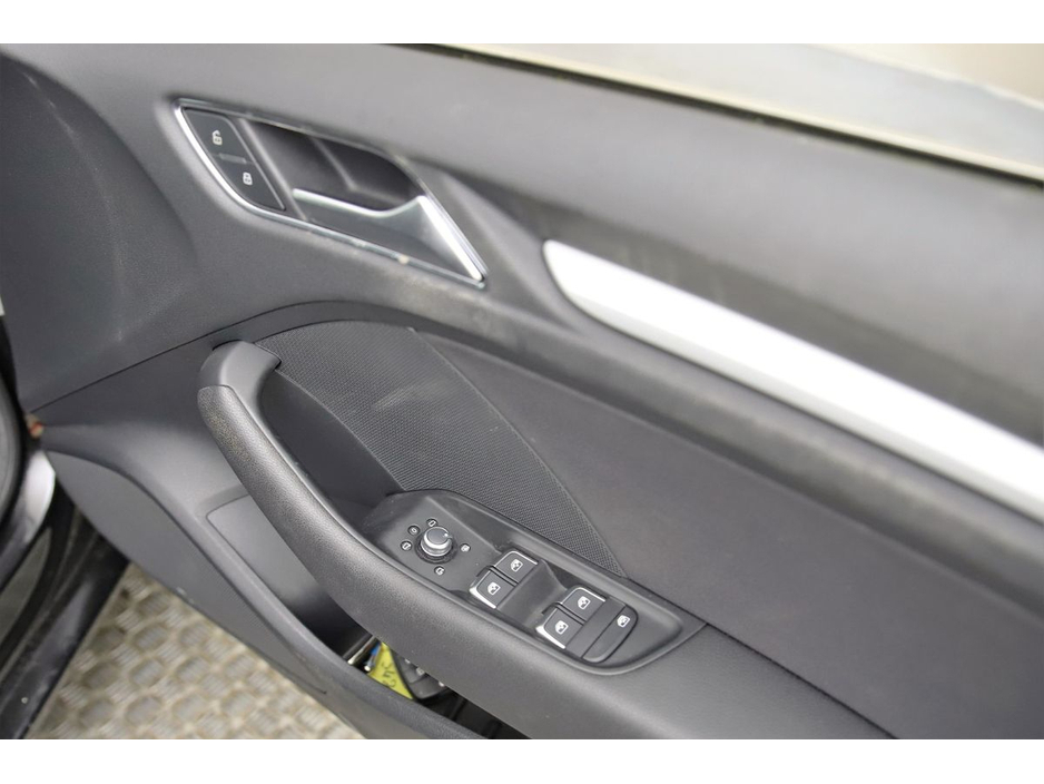 2018 Audi A3 - image 21