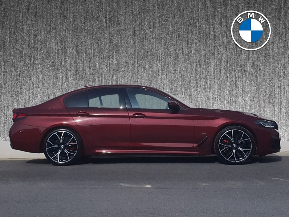 2023 BMW 5 Series - image 3