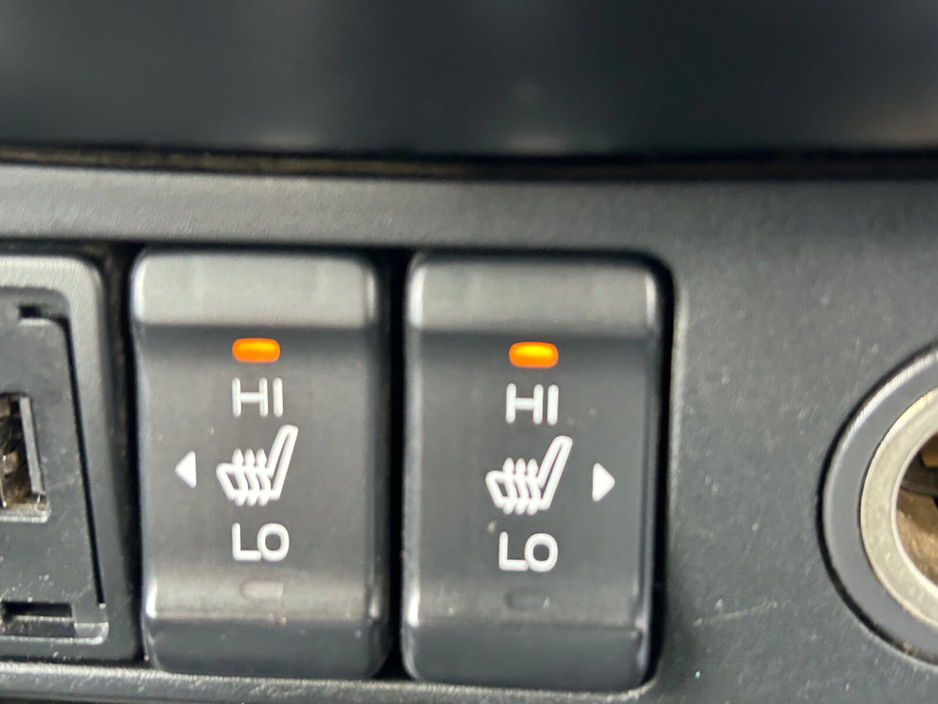 2019 Isuzu D-MAX - image 28