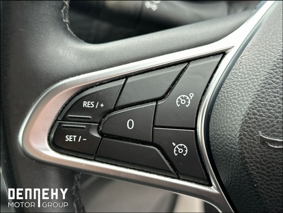 2022 Renault Trafic - image 19